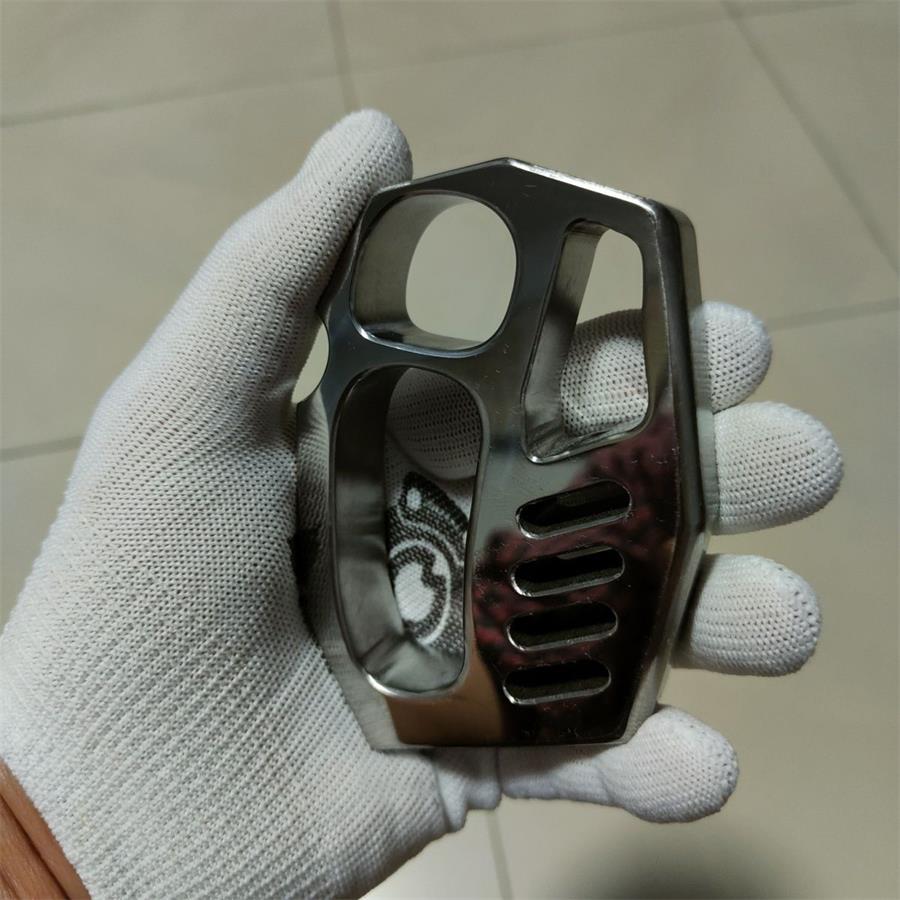 Titanium Alloy Polished Fine Large Rope Hole Shape Outdoor Tools