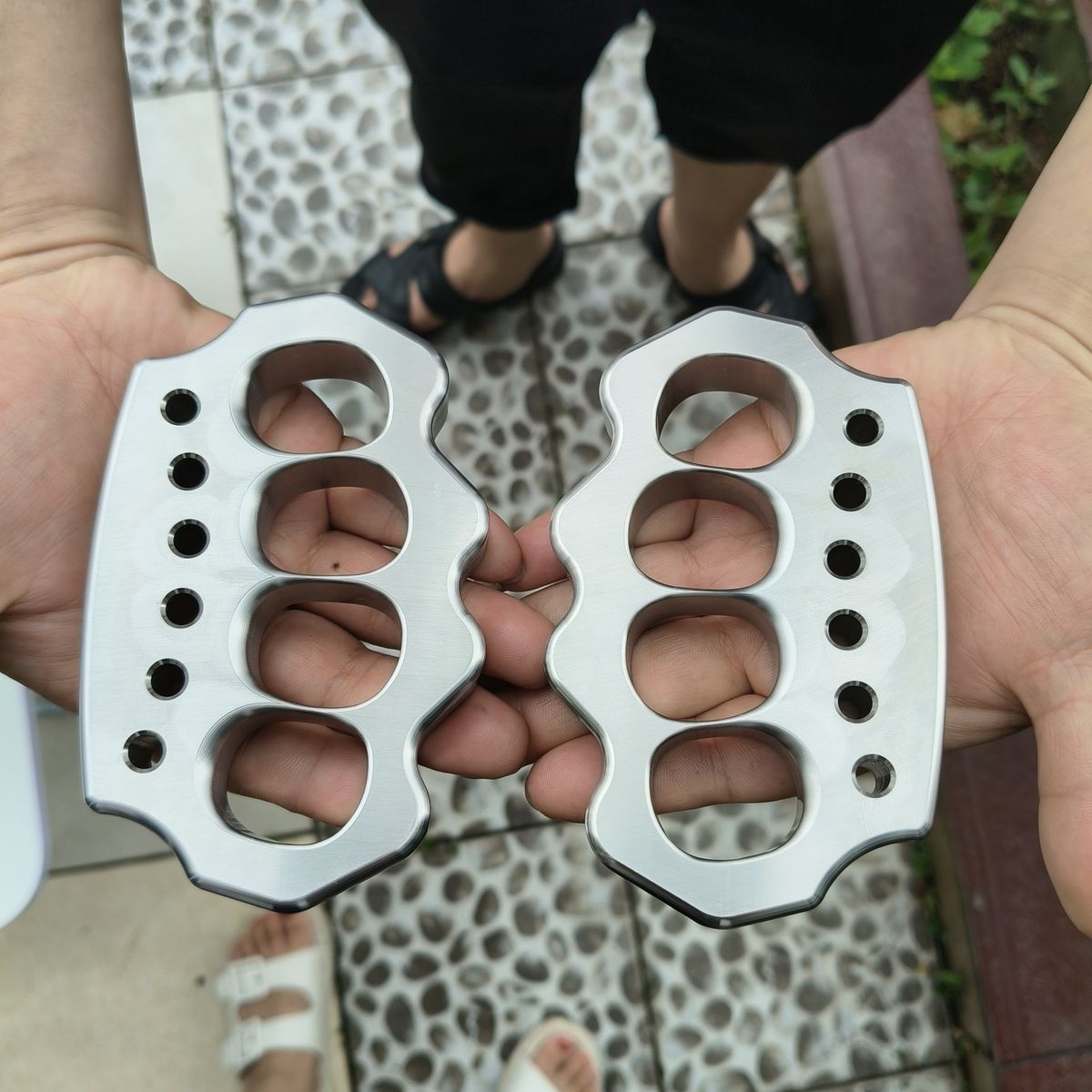 Thickened Steel Four-hole Outdoor Tool