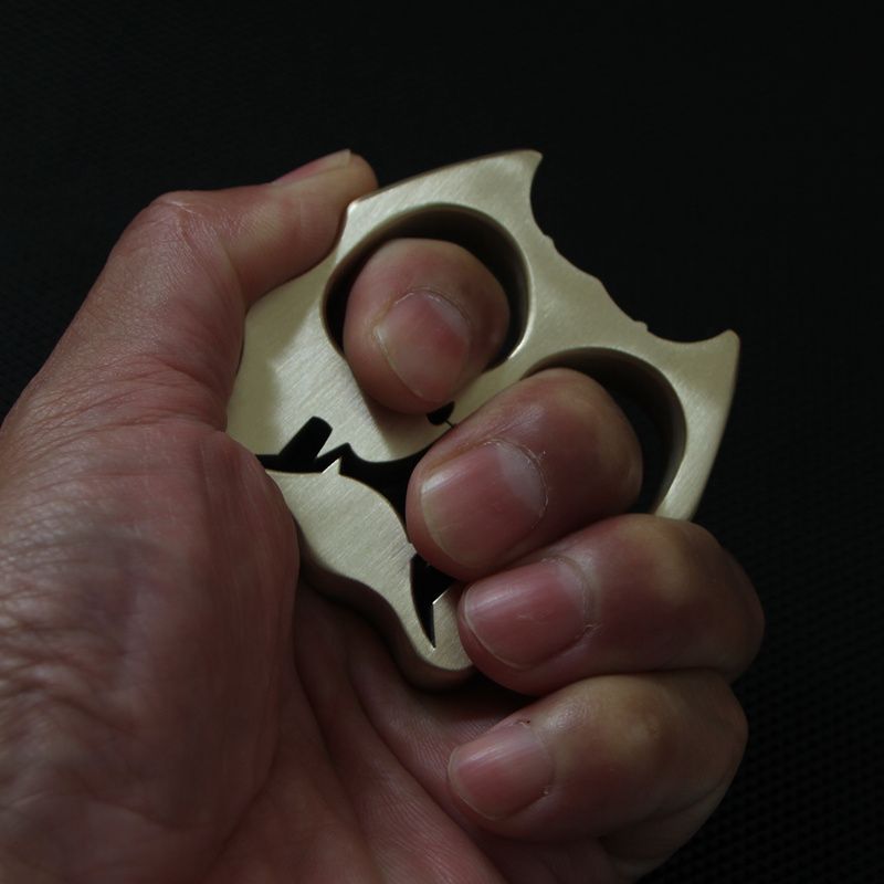 Thickened Dog Head Brass Two-hole Outdoor Tool