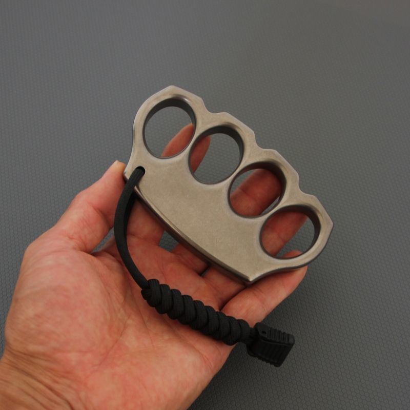 Classic Titanium EDC Tool with Random Rope