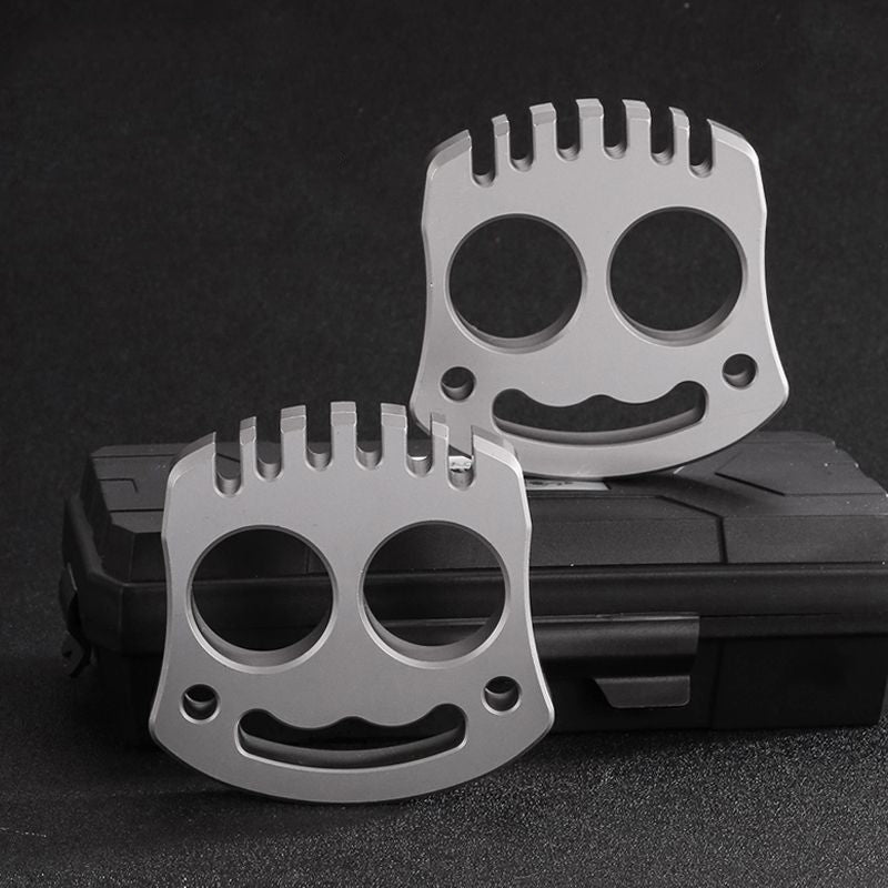 Smiling Blush Skull Multi-function Steel EDC Tool