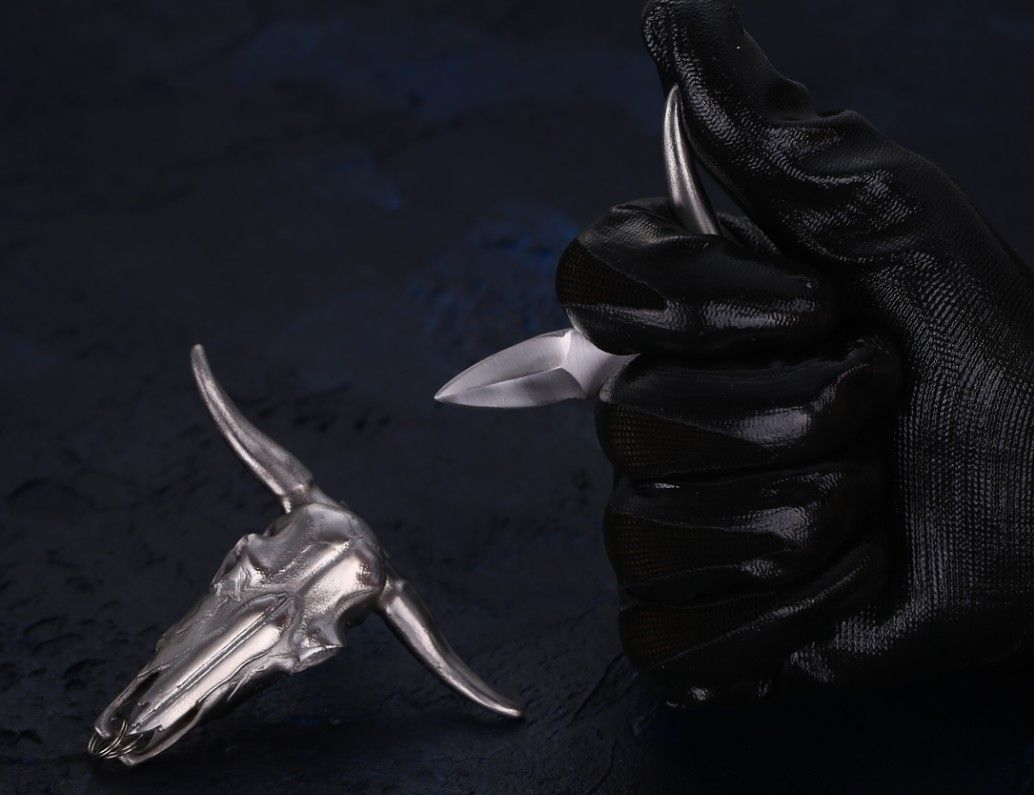Mini Bullhead Pocket Keychain Backpack Charm EDC Tools
