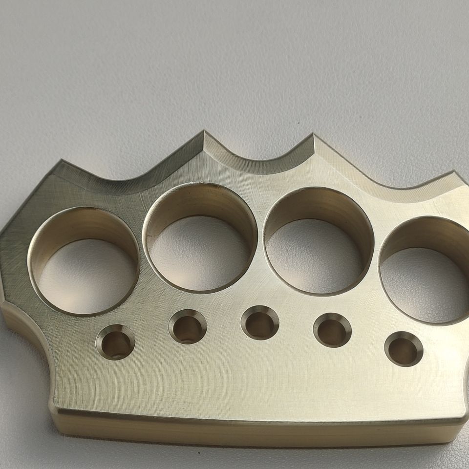 metal Mountain Crown Shape EDC Outdoor Tools