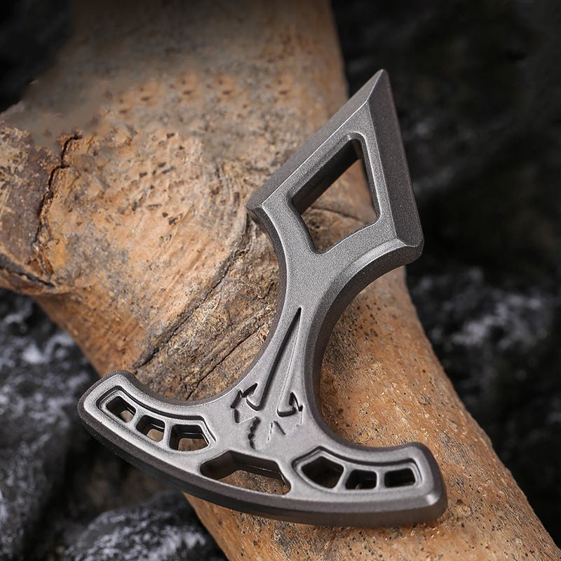 Portable EDC Tool Pendant Keychain with Aviation Painted Surface
