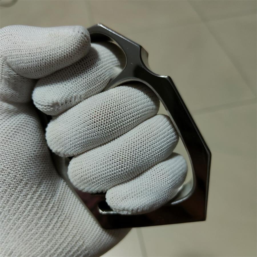 Titanium Alloy Polished Fine Large Rope Hole Shape Outdoor Tools