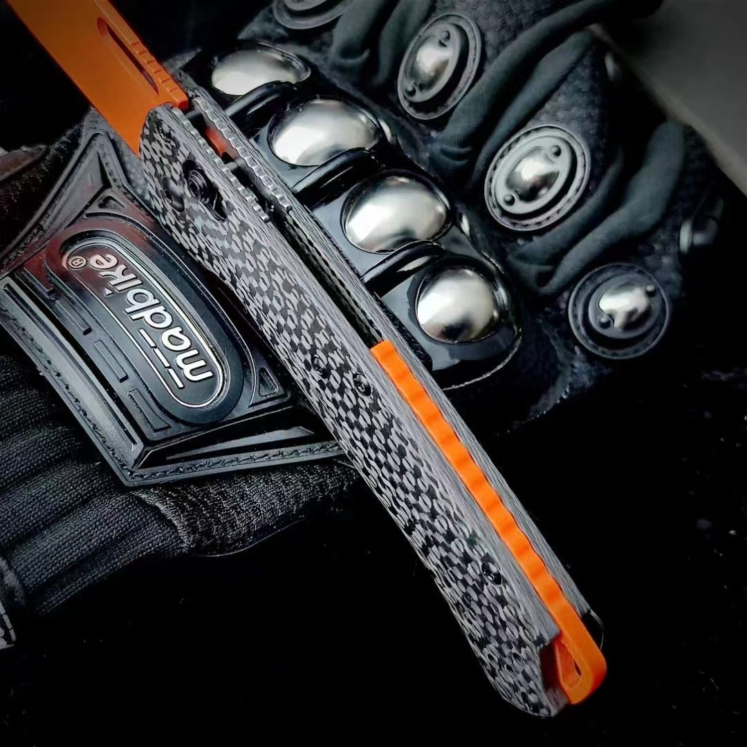 BM15535 Carbon Fiber Handle Outdoor Folding Tool