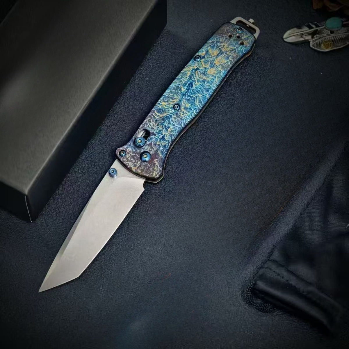BM537BK Titanium Alloy Lightning Pattern Outdoor Folding Tool