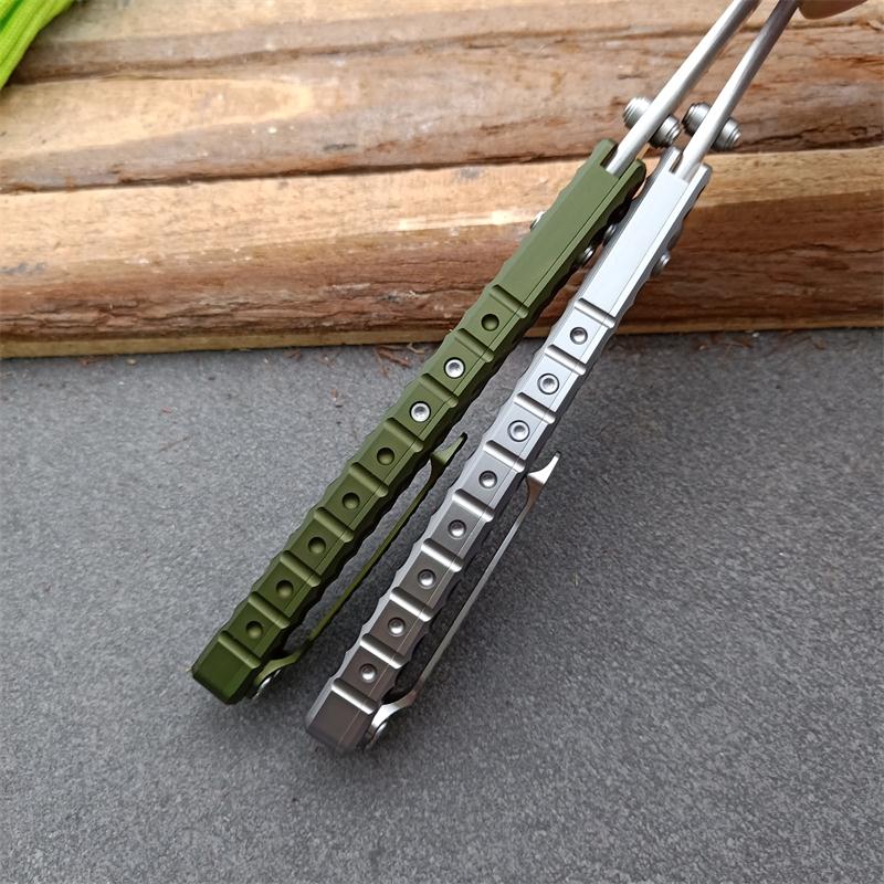 BM781 Green D2 Steel Folding Outdoor Tool