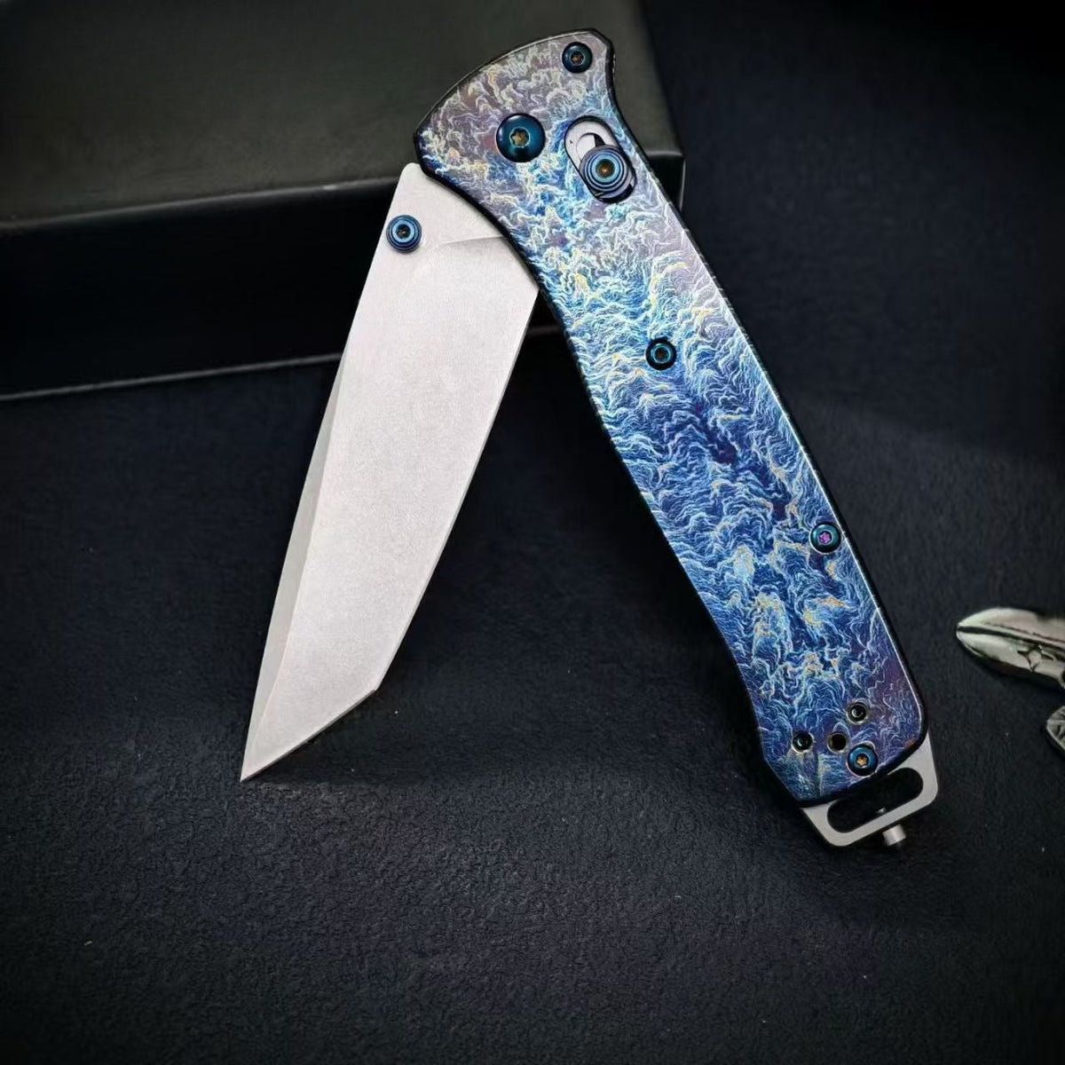 BM537BK Titanium Alloy Lightning Pattern Outdoor Folding Tool