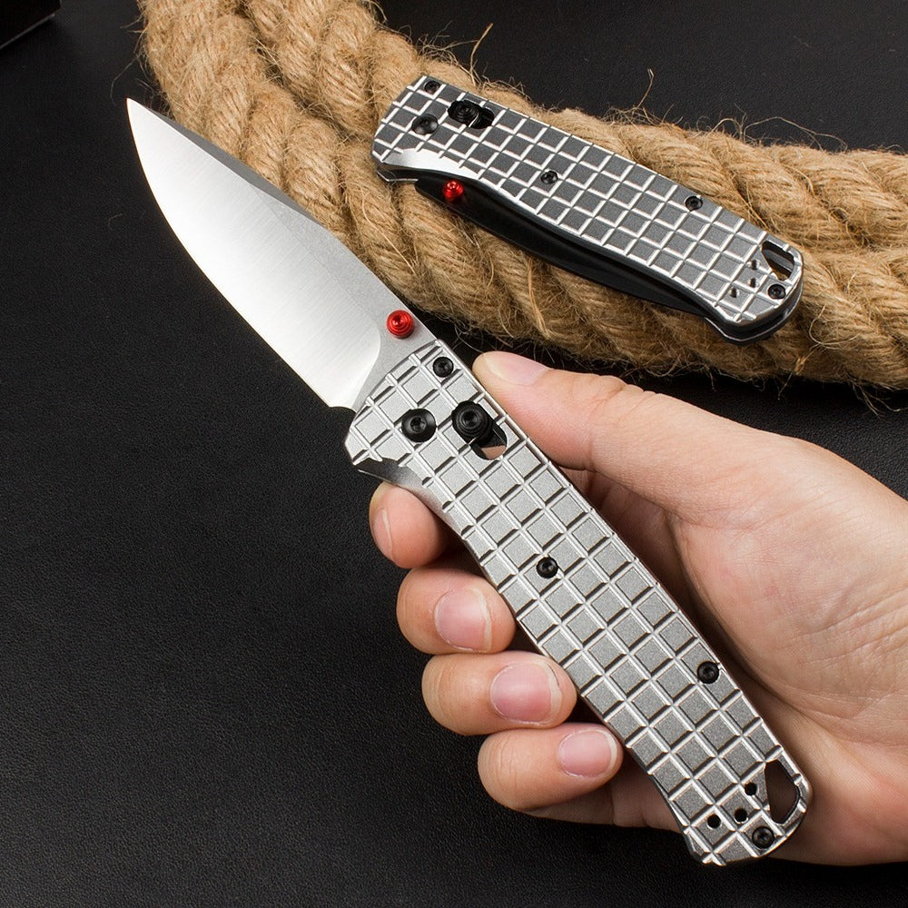 BM535 Bk-4 Checkered Aluminum Handle D2 Outdoor Folding Tool